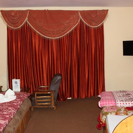 Hotel Ocean Blue Manali Eksteriør billede