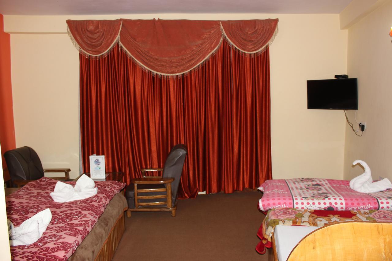 Hotel Ocean Blue Manali Eksteriør billede